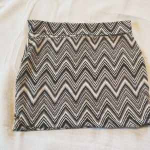 Lily rose mini skirt T shirt material size L